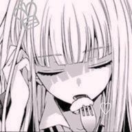      ♛︎     自称羊界のお姫様     。    さんのアイコン画像