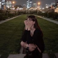 　　　　月那　　低浮さんのアイコン画像