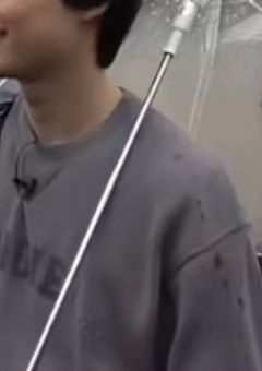 　　君を守るから　．