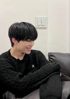 　隣の席の転入生