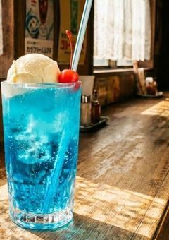 クリームソーダ美味し