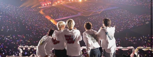 　𝘒𝘶𝘳𝘶𝘮𝘪さんの壁紙画像