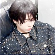 𝒎 𝒊 𝒍 𝒍さんのアイコン画像