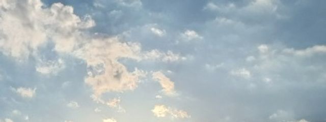 鐘鈴流梨さんの壁紙画像