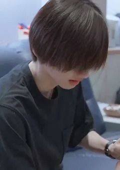 おれ、道枝駿佑は______1人えっちがバレたら今までメンバー達に嫌われていたのに溺愛されました