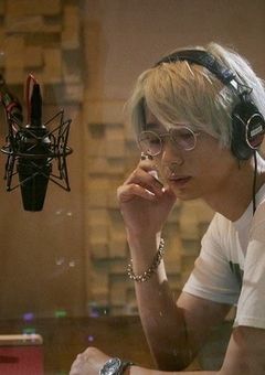 マイク越しに触れた温度。