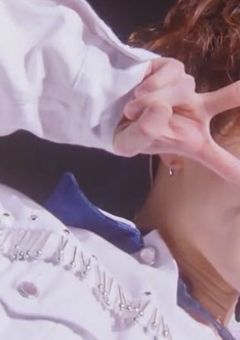 メ イ ン ボ　ー　カ ル 病 弱 で す