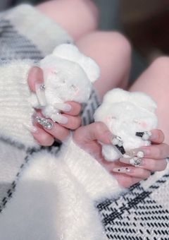 　‎🤍√　𝐓𝐀𝐆　