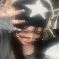 유리yuri_ もねとペア画中さんのアイコン画像