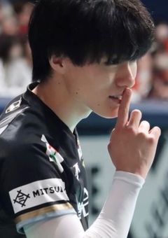 その背中に恋をした