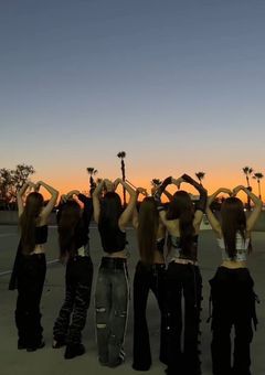 最強は、愛されてできている