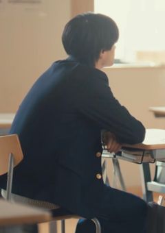 隣の席の不思議くん   。