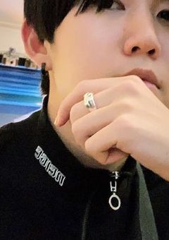 # ギターさんは 、 溺愛彼氏です 。