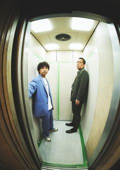 桜の木の下で。