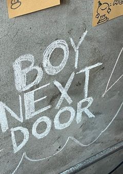 　door ．