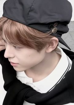 振り向いて 。