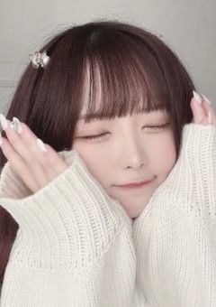 あえてぶりっ子を演じてます