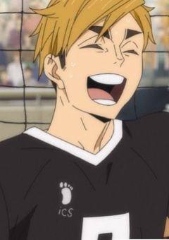 顔を隠してる美少女は人気者です