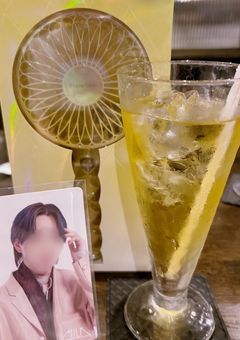 #  翠色 の シャンパン を  君と ♩  