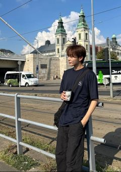 こんな僕が、存在してていいの … ?