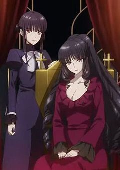 四葉真夜に瓜二つの彼女