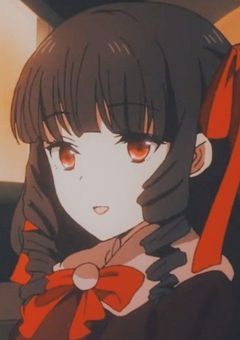 司波深雪と同等かそれ以上の美貌を持つ少女