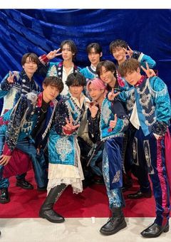 紅一点は愛されもの!