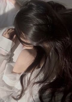 　　帰還した紅一点 .