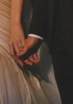 極秘婚