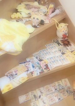リスナー公認で付き合ってる彼女、リスナーにもモテモテでした！！？ 〈黄〉