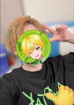 私の兄はあの有名なグループのメンバーでした