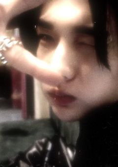    ⠀   ×××な配信バレました