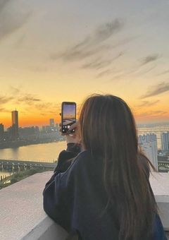 "7人でめておら"