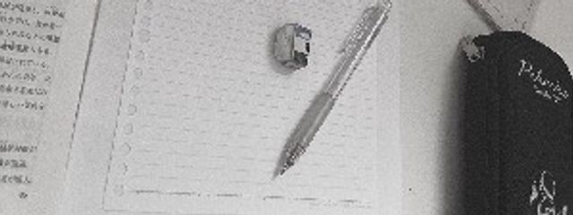 りりゆさんの壁紙画像