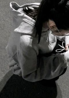  家 出 少 女 は 恋 を す る
