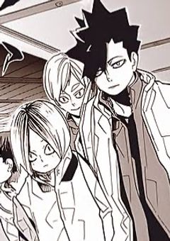 猫  達  に  愛  さ  れ  る