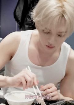 惚れ薬の分量間違えました .