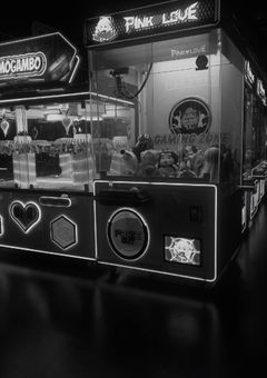 # hot vending machine ♡