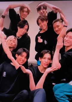 SnowManの紅一点嫌われてたけど   裏で溺愛されてた件について