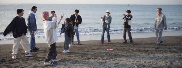 Karinさんの壁紙画像