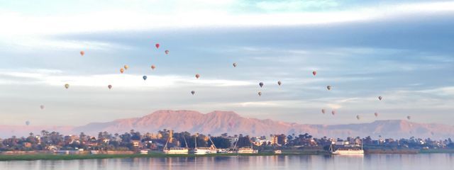 打ち上げ花火⭐︎ @リアル忙しくて少し活動休止さんの壁紙画像
