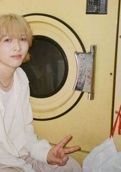 　好きです　、　先輩　。　