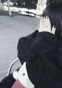 #　無理に笑わなくていいよ　💍🖤