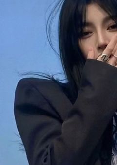 史上初美人ちゃん、扱いが難しい .