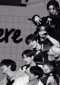 人間のクズ、天職はマネだったようで