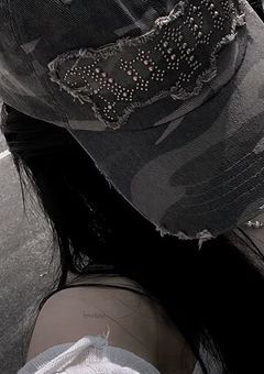 恋なんてしない、そう決めたのに...