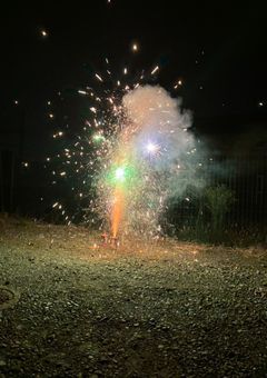 かよくわからないけど ストーリー じゃなくて 質問 リクエスト イラスト雑談などする部屋作ってみたぁぁぁぁぁ！