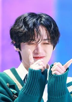 𝐿𝑜𝑣𝑒𝑎𝑏𝑙𝑒