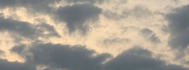 云朵さんの壁紙画像