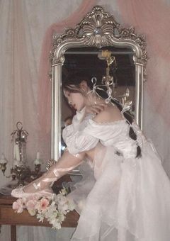 ㅤ　　𝐇𝐮𝐠 𝐦𝐞